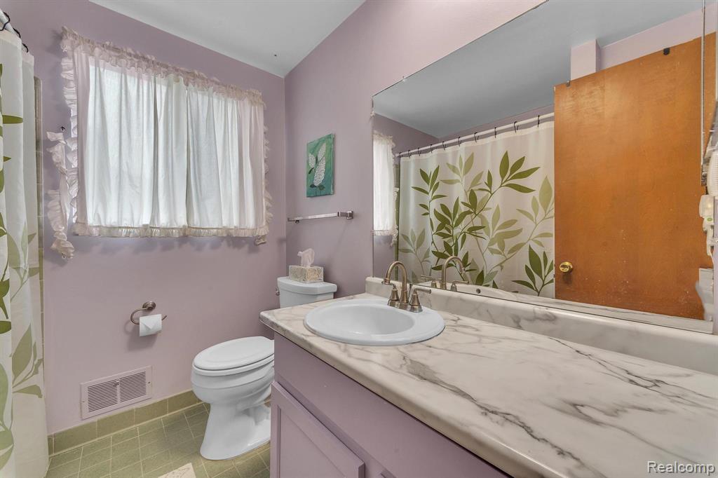 450 N Bywood Avenue, Clawson, MI — Photo 33