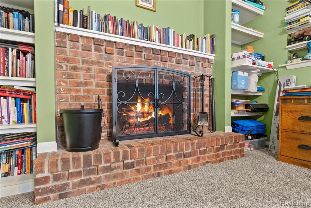956 Chickasaw Drive, Mason, MI 48854 — Photo 23