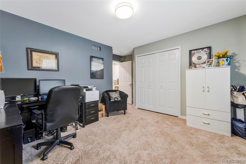 599 Nakomis Trail, Lake Orion, MI 48362 — Photo 39
