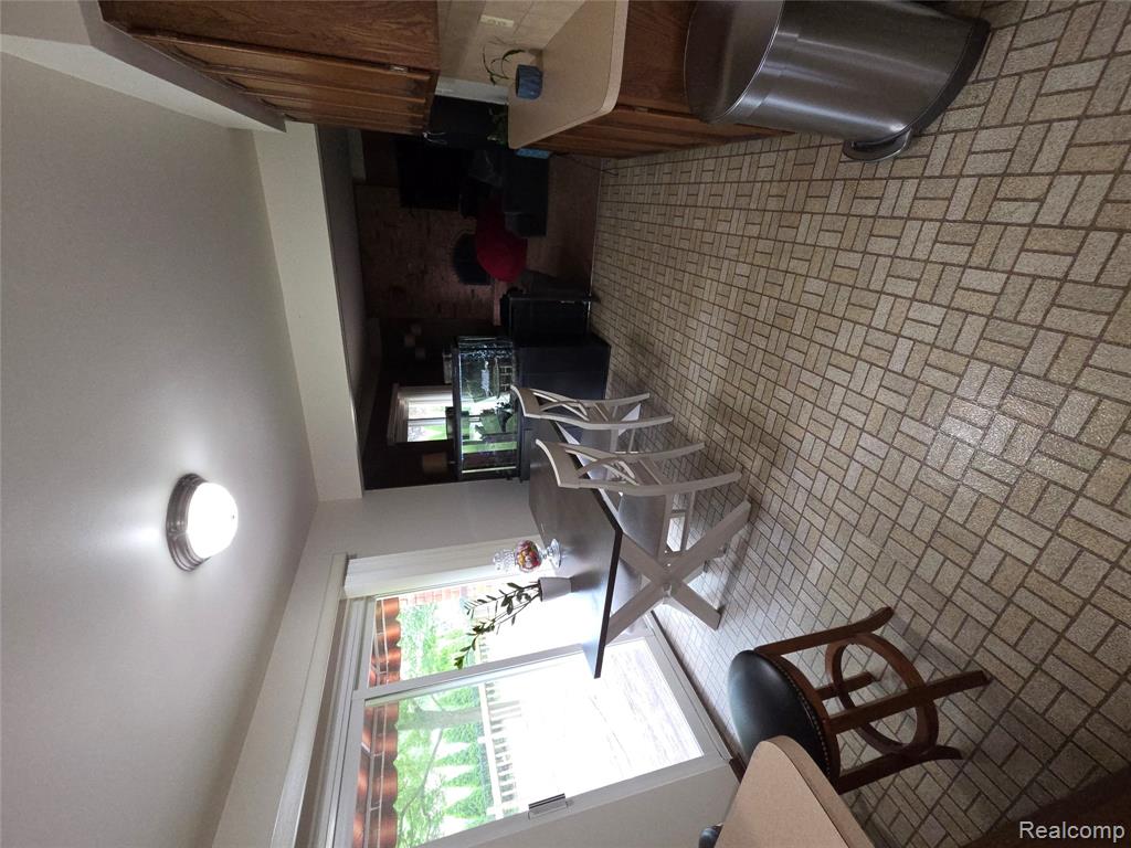 5379 Winchester Drive, Troy, MI 48085 — Photo 12