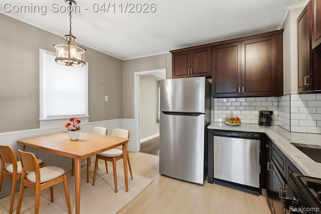 23360 Battelle Avenue, Hazel Park, MI 48030 — Photo 8