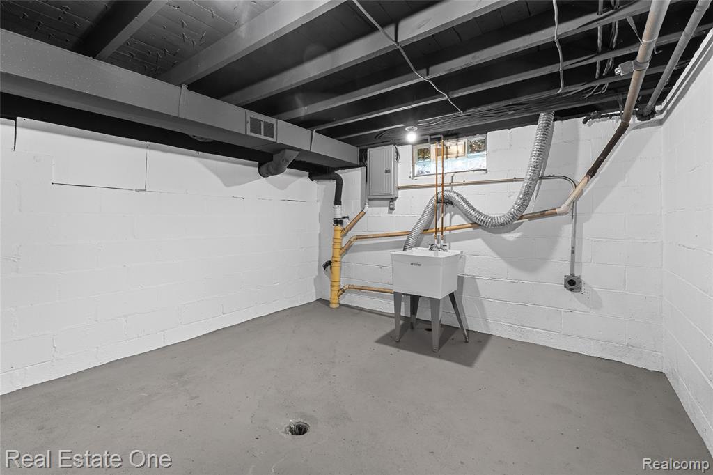 708 Birmingham Street, Lake Orion, MI 48362 — Photo 19