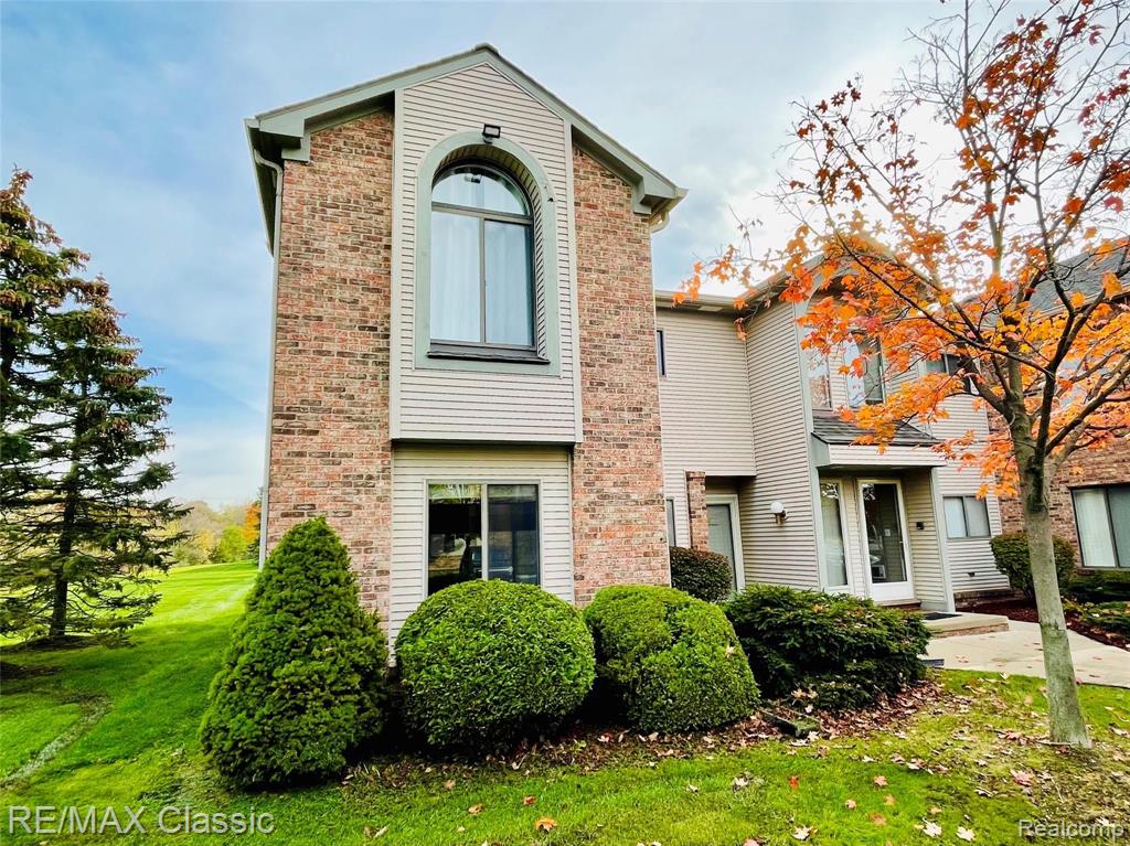 42670 Lilley Pointe Drive, Canton, MI 48187 — front exterior