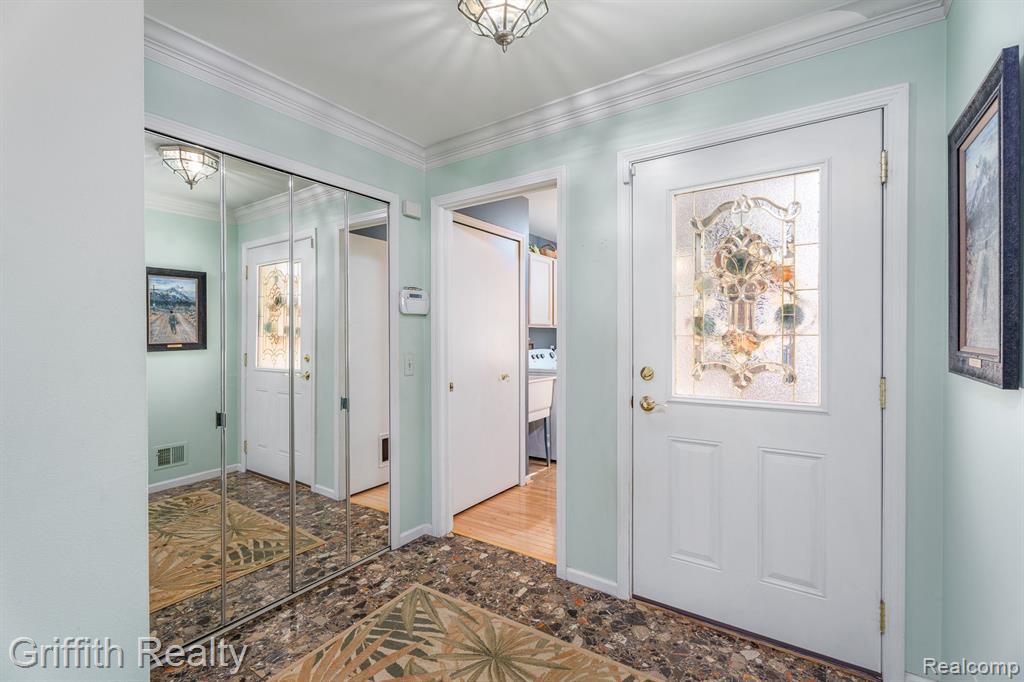 4553 GOLF VIEW Drive, Brighton, MI 48116 — Photo 11