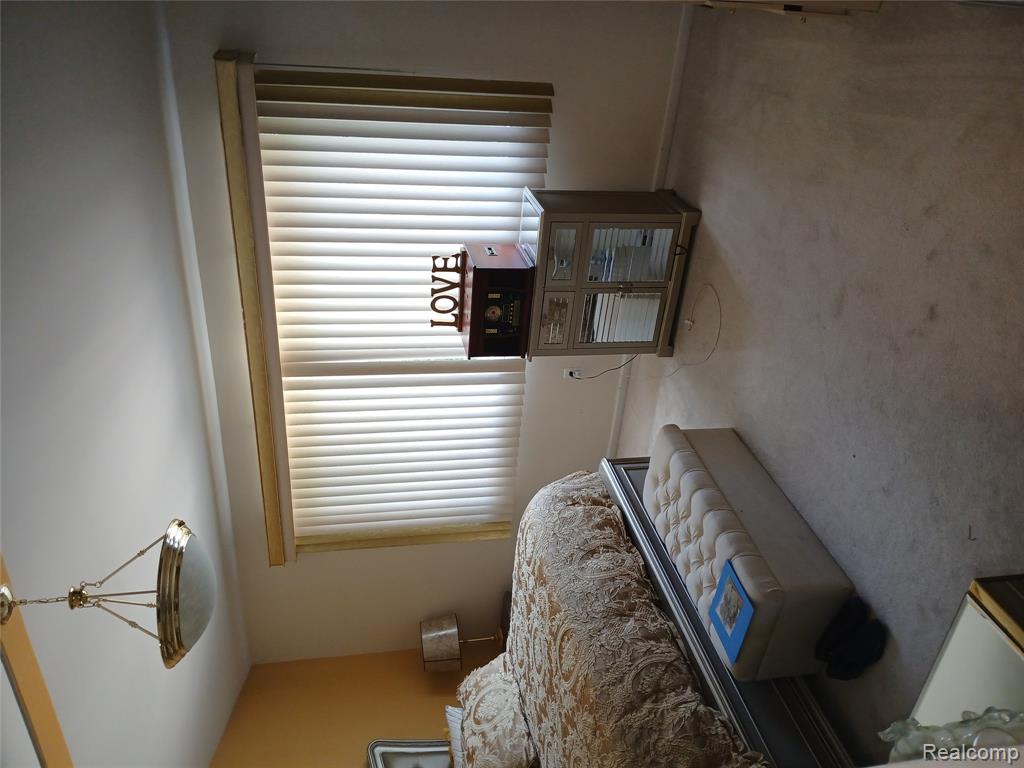 8086 Pickering Pl Place, Westland, MI — Photo 20