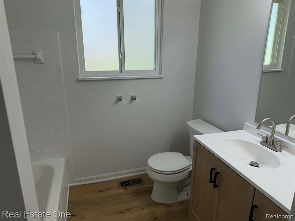 10343 Coolidge Road, Goodrich Vlg, MI — Photo 14