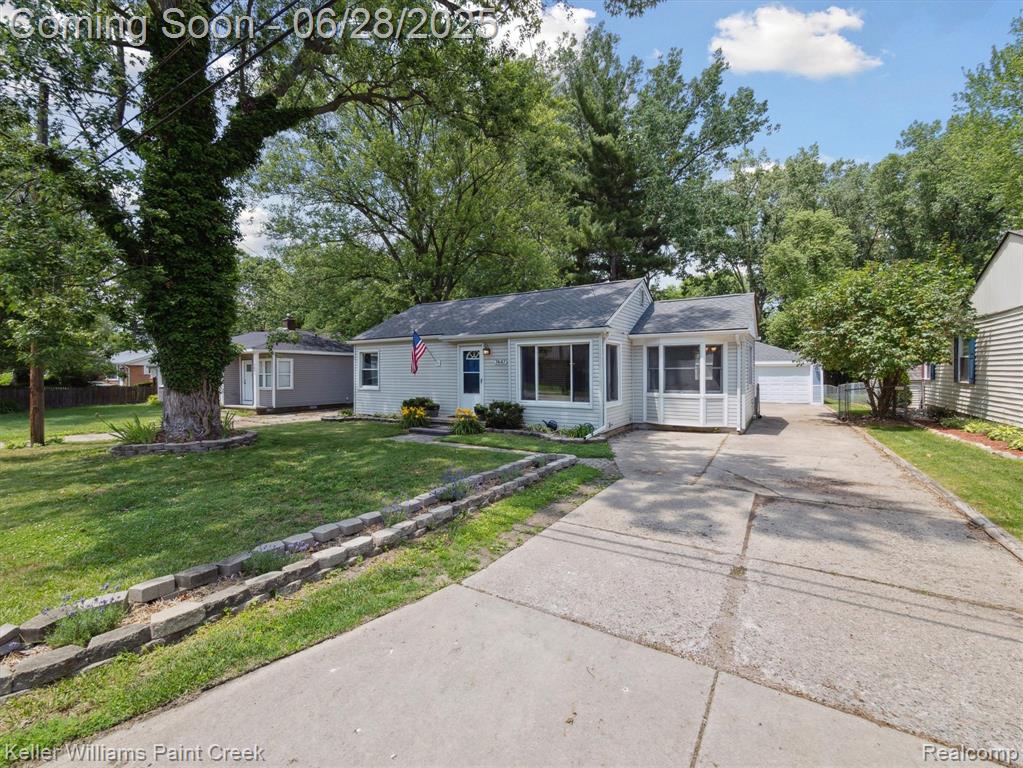 7447 Crissman Street, Utica, MI 48317 — Photo 3