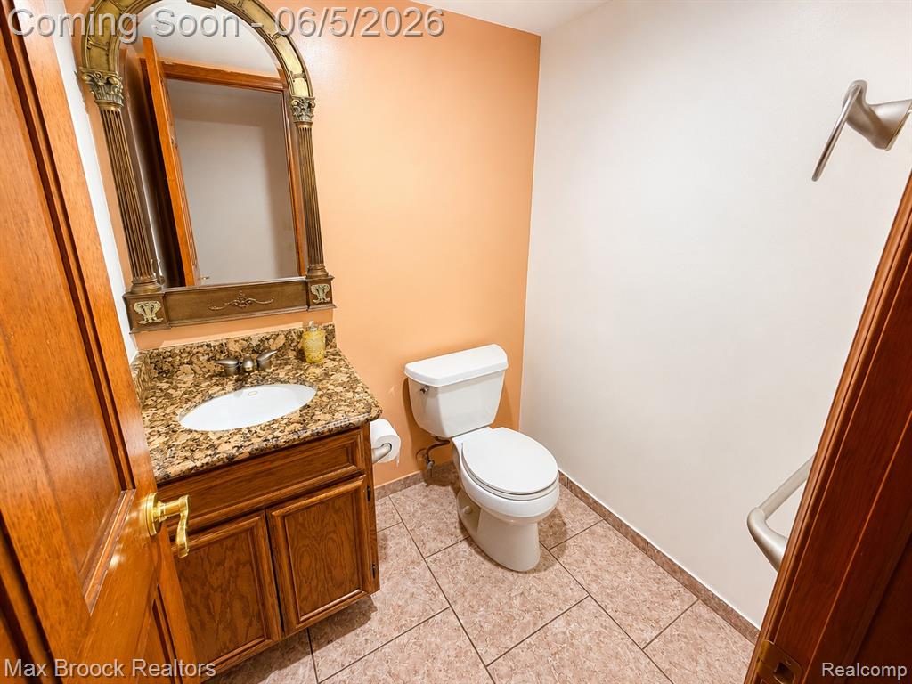 40318 Denbigh Drive, Sterling Heights, MI 48310 — Photo 6