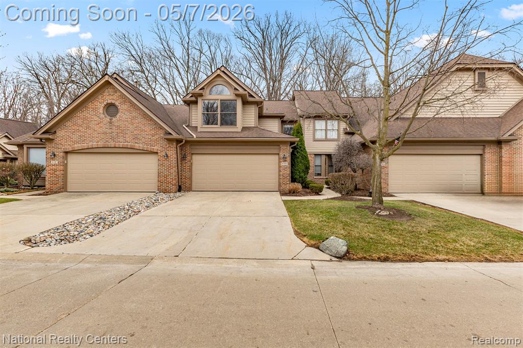 5303 Royal Vale Lane, Dearborn, MI 48126 — front exterior