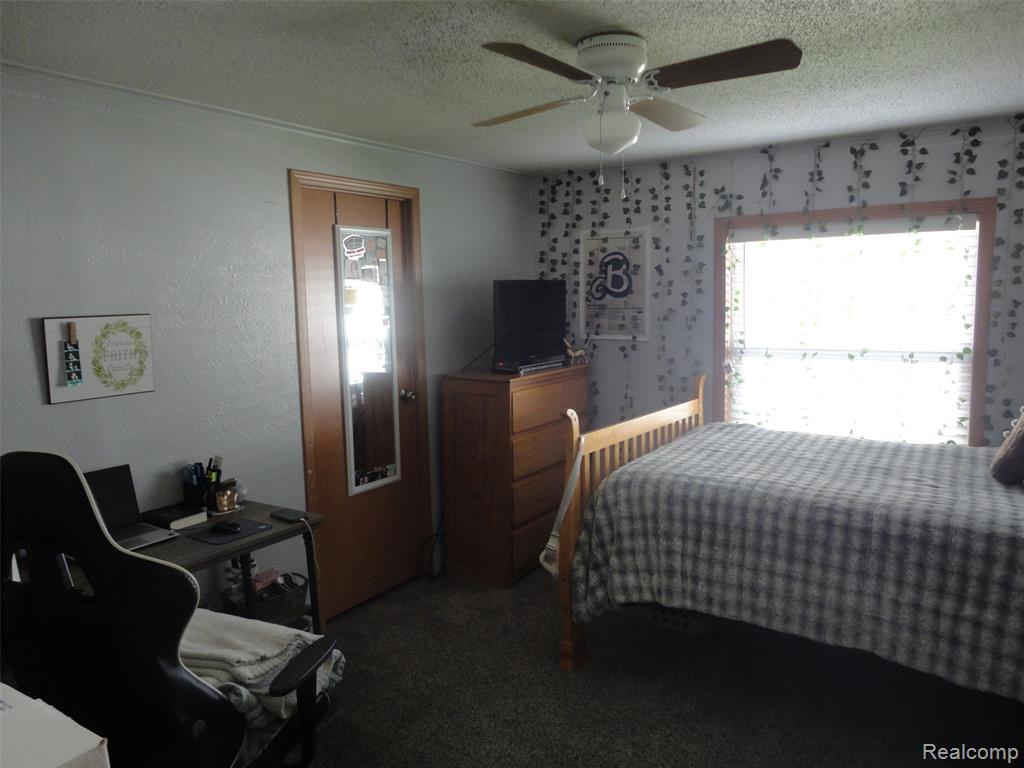 386 Blackwatch Street, Temperance, MI 48182 — Photo 9
