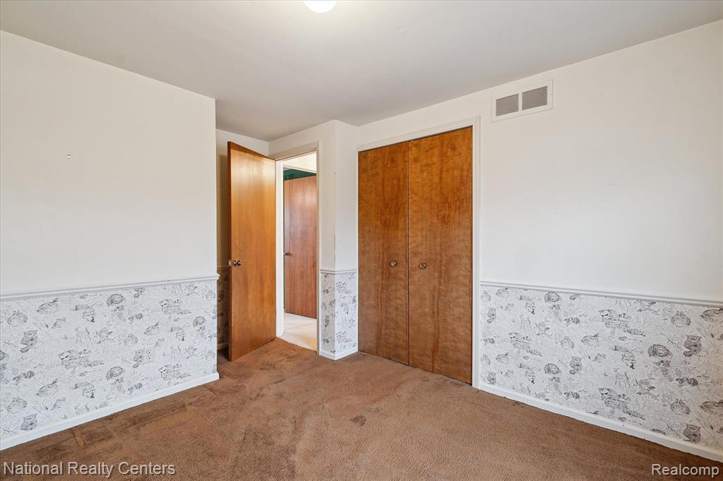 41250 Appleby Court, Northville, MI 48168 — Photo 38