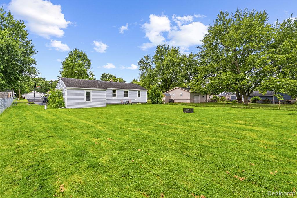 7101 Alger Drive, Davison, MI 48423 — Photo 24