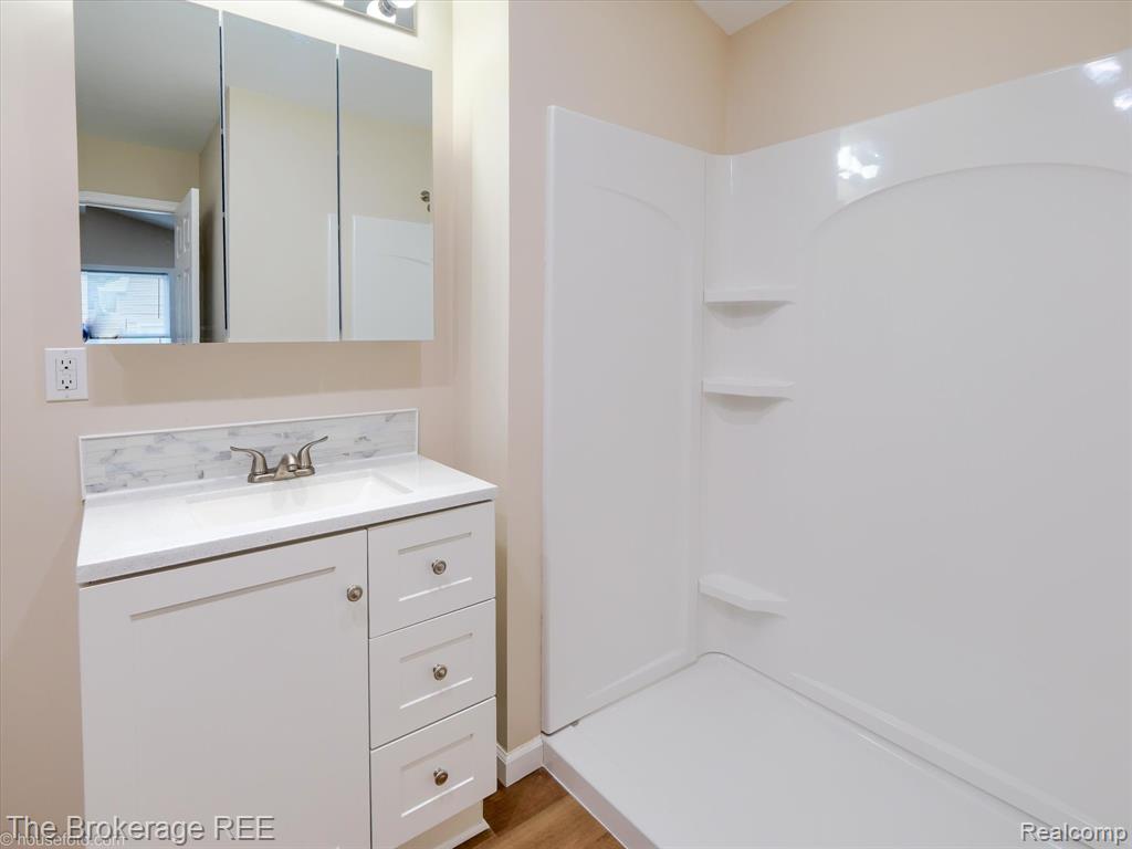 658 Beach Street, Mount Morris, MI 48458 — Photo 21