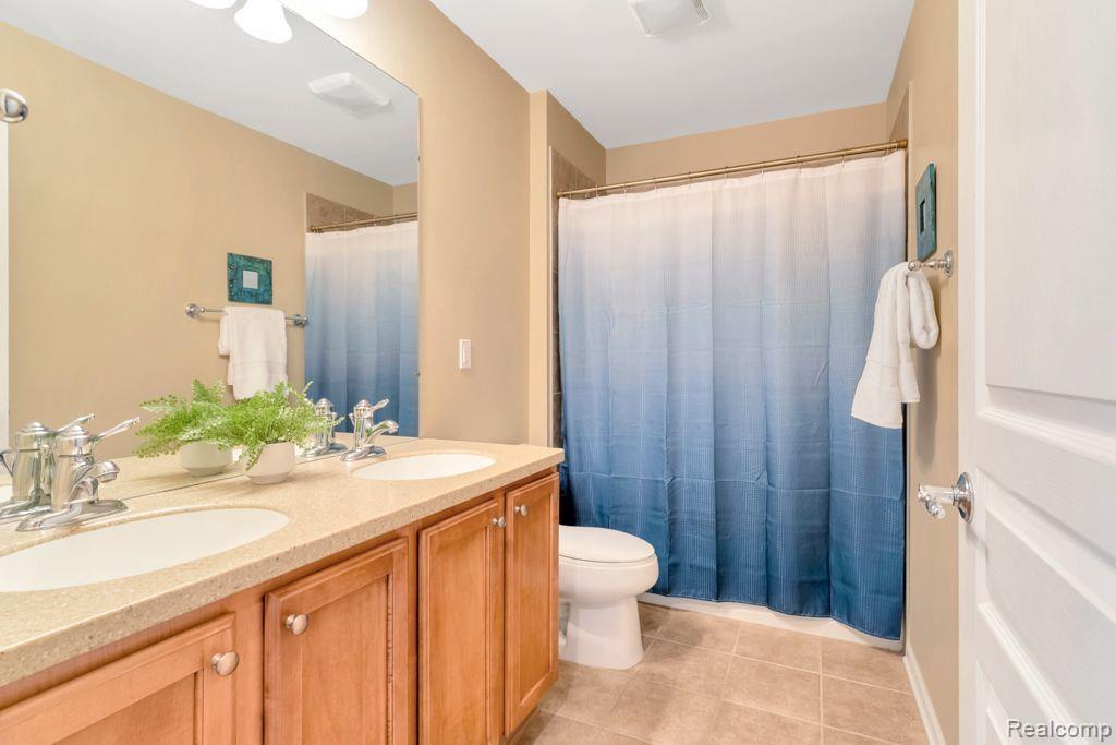 48956 RUNNING TROUT Lane, Northville, MI 48168 — Photo 20
