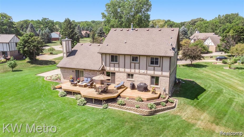 6886 Vail Court, Clarkston, MI 48348 — Photo 29