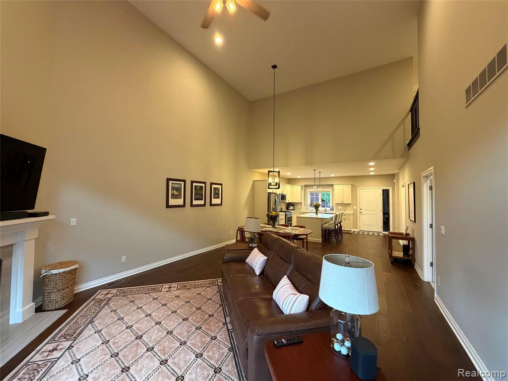 3604 Bay Harbor Drive, 78, Brighton, MI 48114 — Photo 13