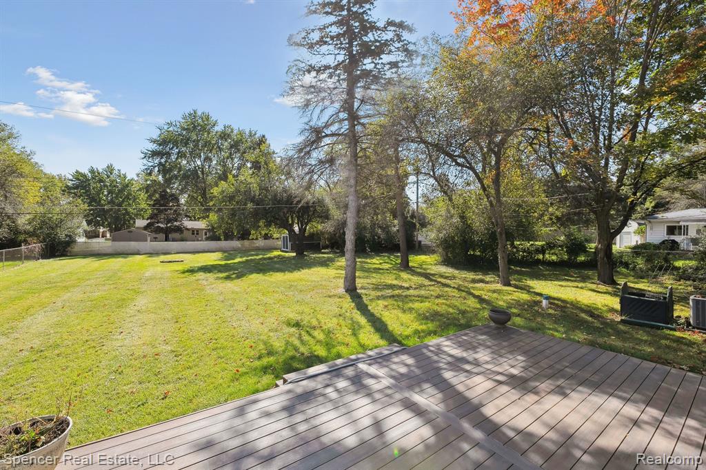 44149 Durson Street, Novi, MI — Photo 32