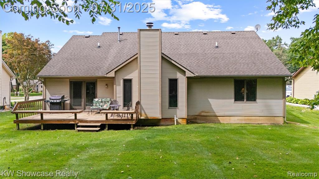 9523 Chaumont Drive, Commerce Twp, MI 48382 — Photo 19