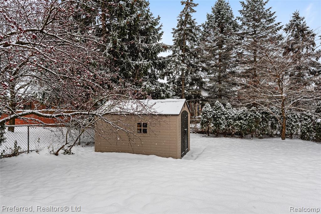 45377 Twining Street, Canton, MI 48187 — Photo 42