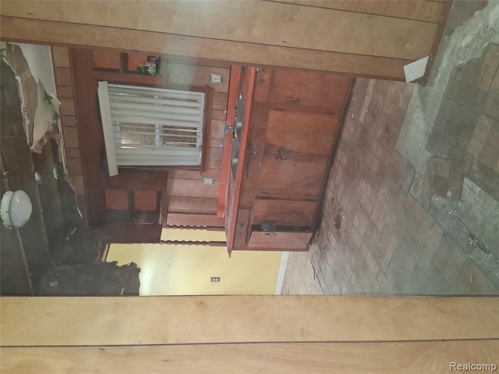 709 E MARGARET Street, Highland Park, MI 48203 — Photo 5