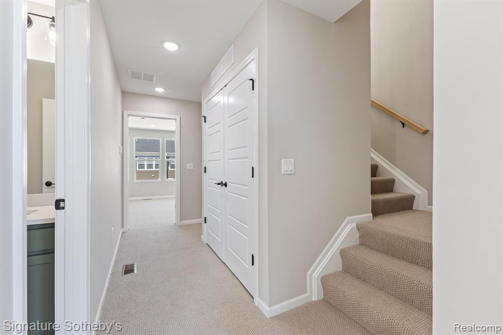 43115 Atwood Avenue, Novi, MI — Photo 24