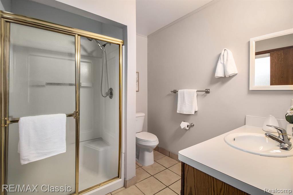 25714 BUCKMINSTER Drive, Novi, MI — Photo 13