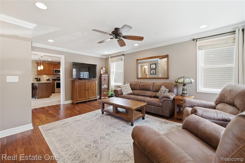 9528 Main Street, Whitmore Lake, MI 48189 — Photo 6