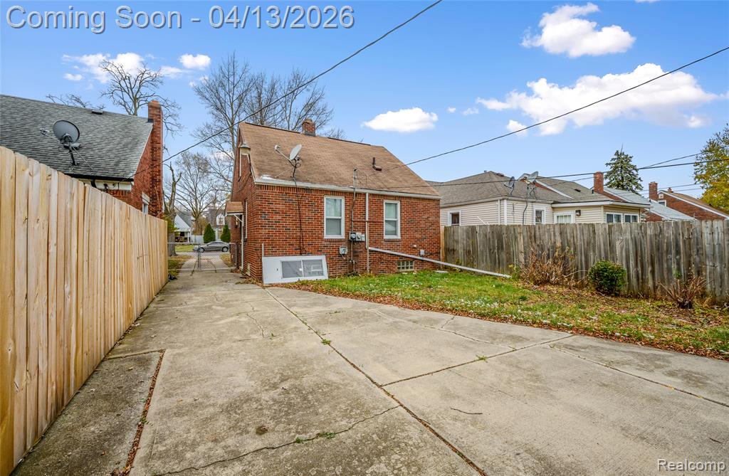 19730 Goulburn Street, Detroit, MI 48205 — Photo 31