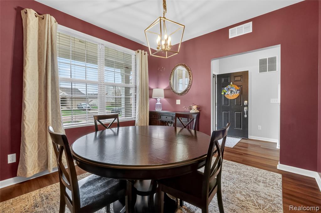 30192 Macintosh Lane, New Hudson, MI 48165 — Photo 6