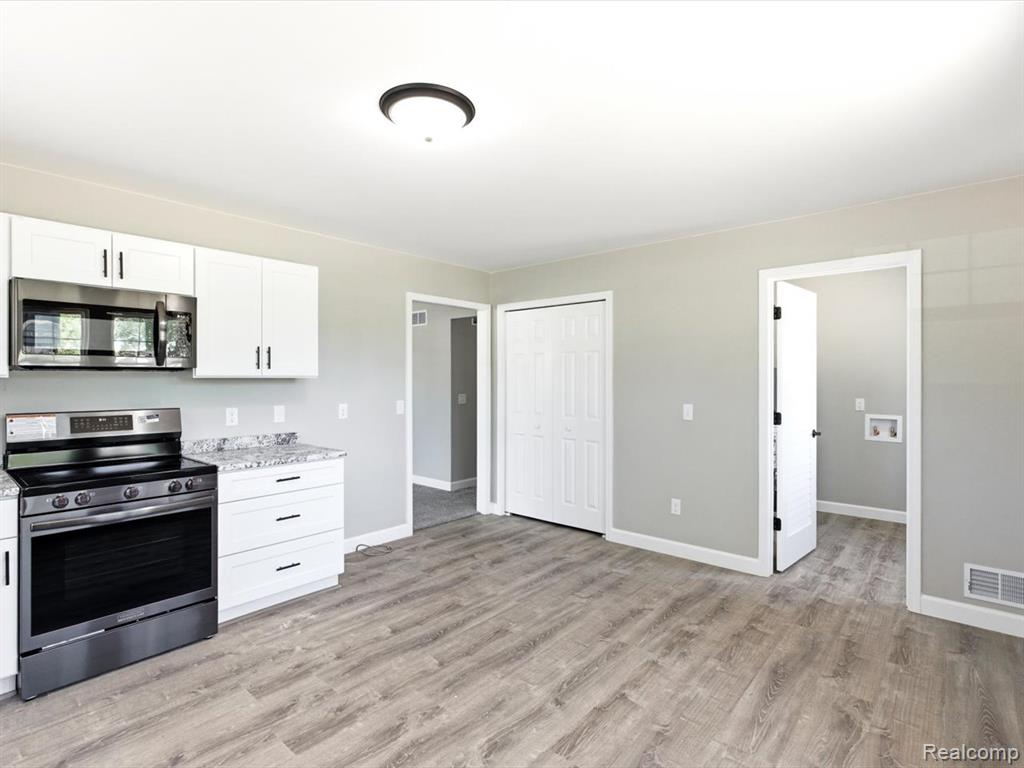 2971 Beach Road, Port Huron, MI 48060 — Photo 13