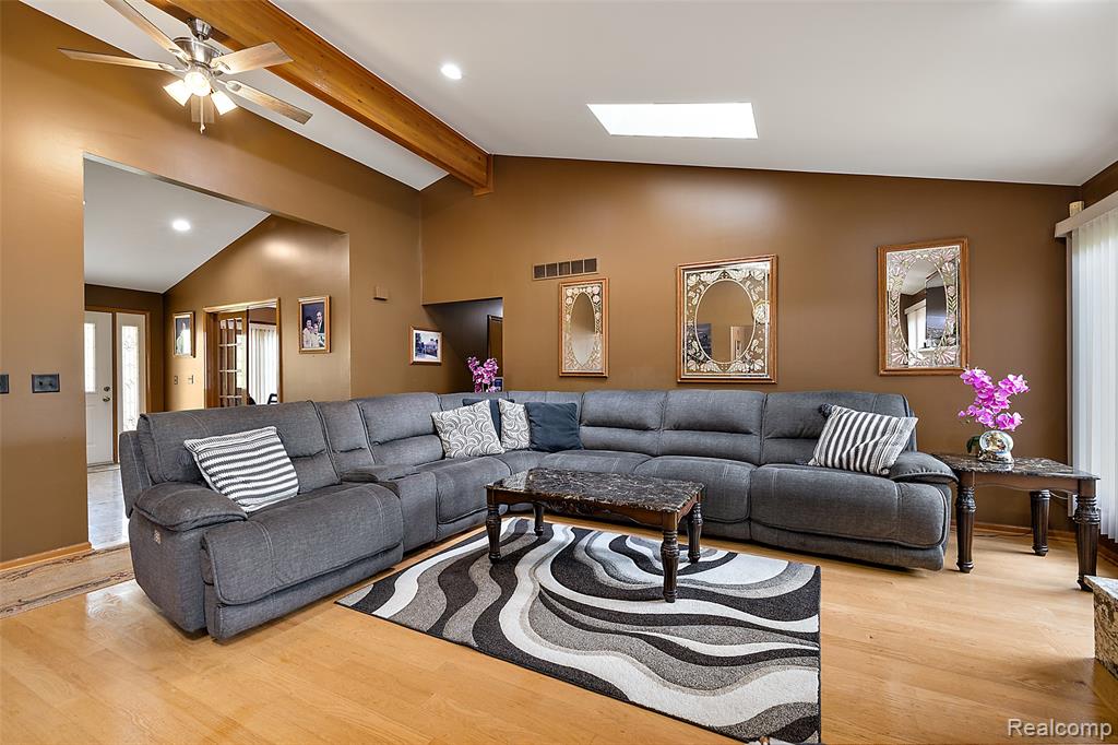 4871 Bayleaf Drive, Sterling Heights, MI 48314 — Photo 15
