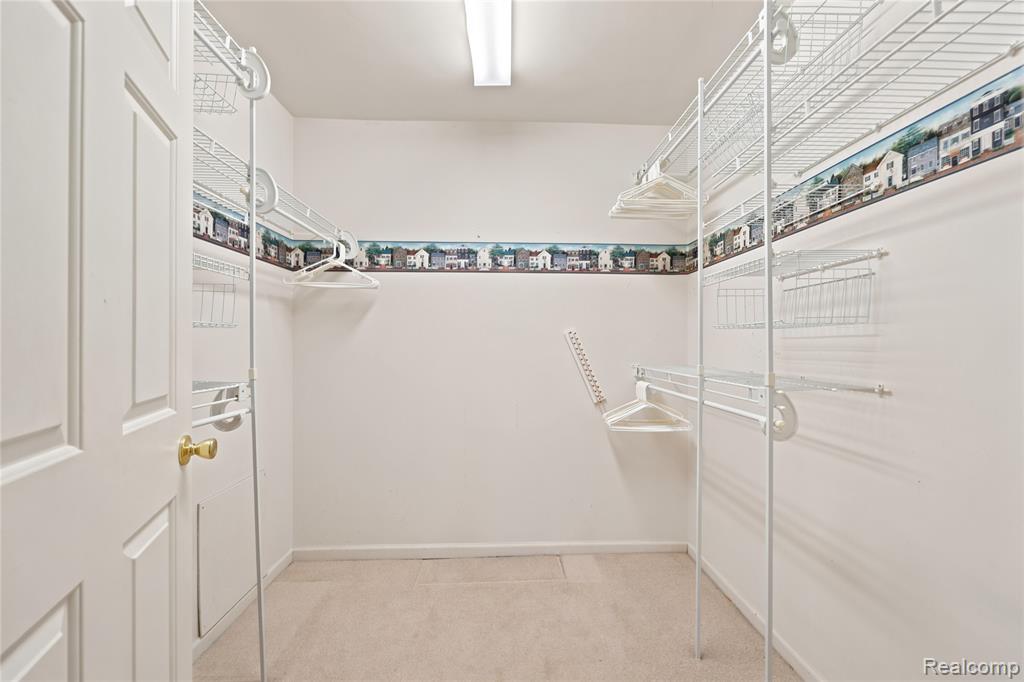 54698 Bellingham Drive, 56, Utica, MI 48316 — Photo 19