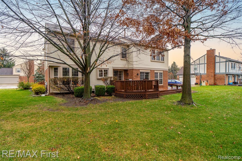 6676 Lambeth Way, Canton, MI 48187 — Photo 5