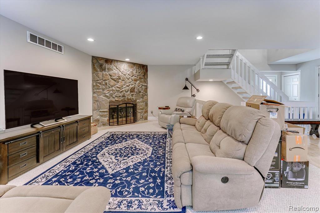 6522 SCENIC PINES, Clarkston, MI — Photo 10
