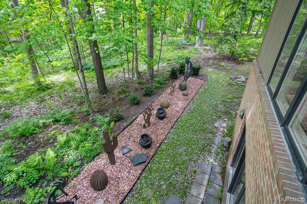46515 Arboretum Circle, Plymouth, MI 48170 — Photo 42