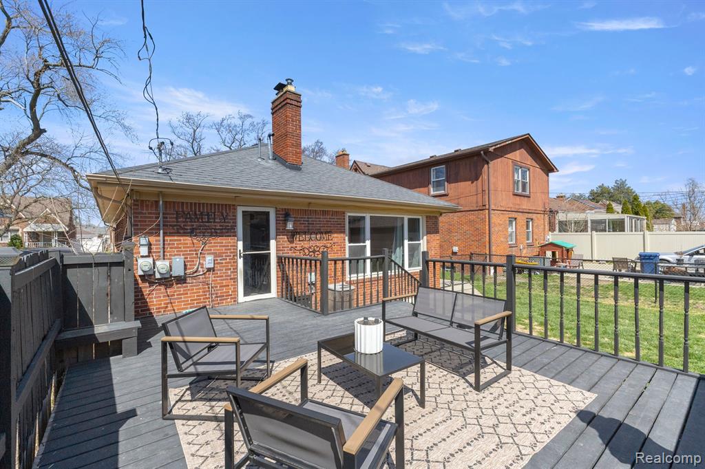 823 NEW YORK Avenue, Lincoln Park, MI 48146 — Photo 29