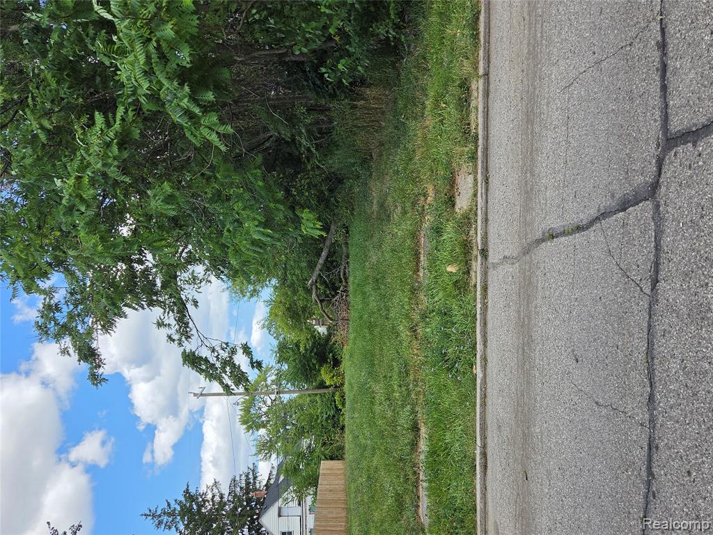 2528 Beals Street - Photo 2