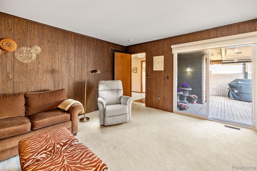 4237 SAWGRASS Drive, Bloomfield Hills, MI 48302 — Photo 23