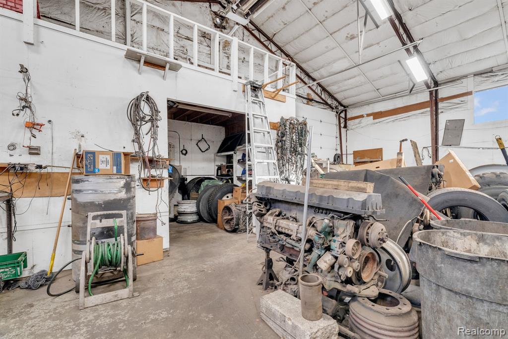 1475 S Newburgh Road, Westland, MI, 48186