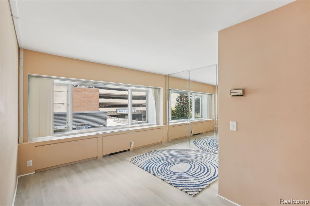 555 E WILLIAM Street, 2G, Ann Arbor, MI 48104 — Photo 16