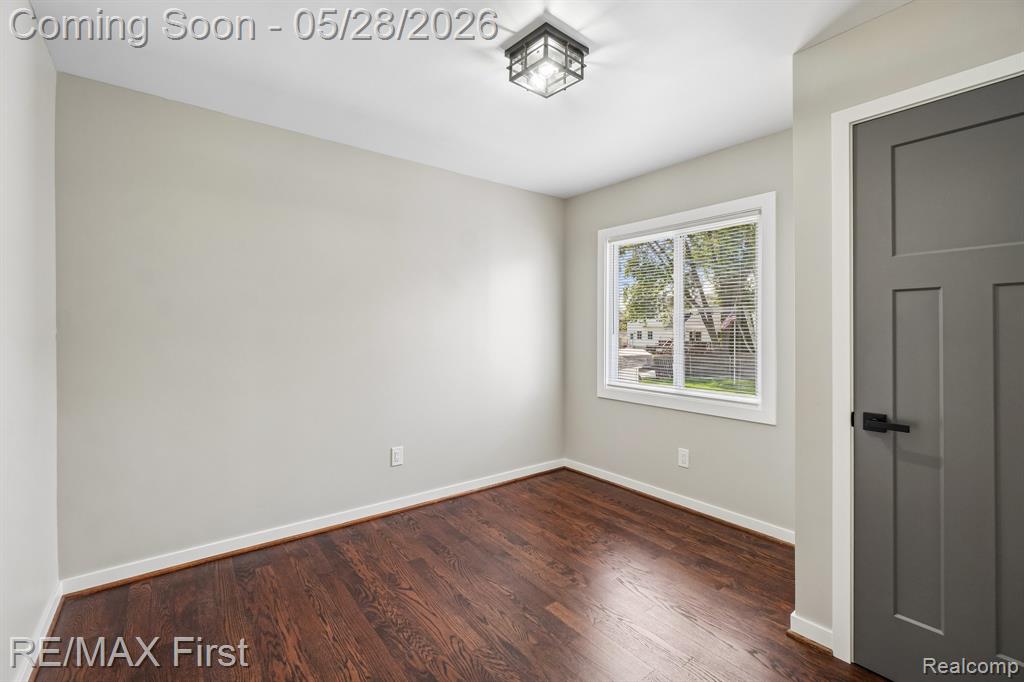 9403 Buckingham Street, White Lake, MI — Photo 11