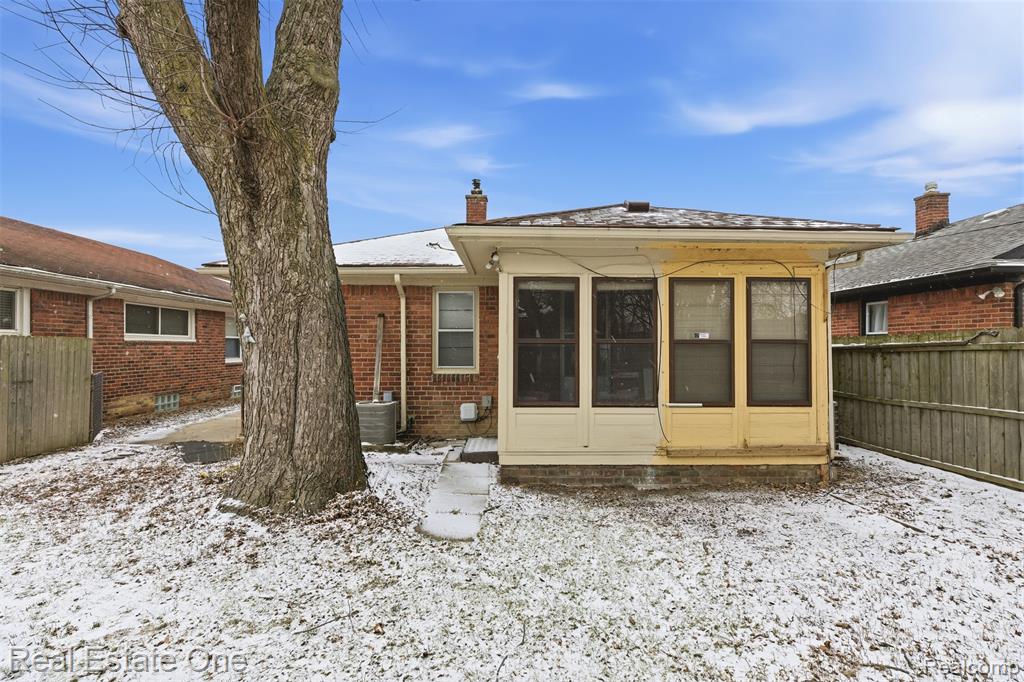 12835 Oak Park Boulevard, Oak Park, MI 48237 — Photo 35