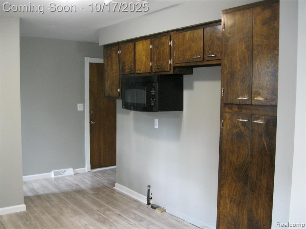 4491 Ormond Road, White Lake, MI 48383 — Photo 15