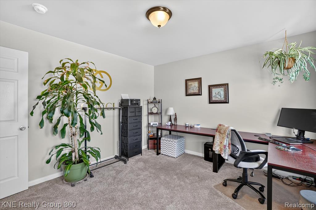 7067 Glenmeadow Court, Grand Blanc, MI 48439 — Photo 25