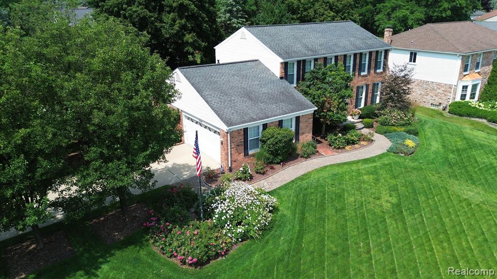 5544 WHITE HALL Circle, West Bloomfield, MI 48323 — Photo 42
