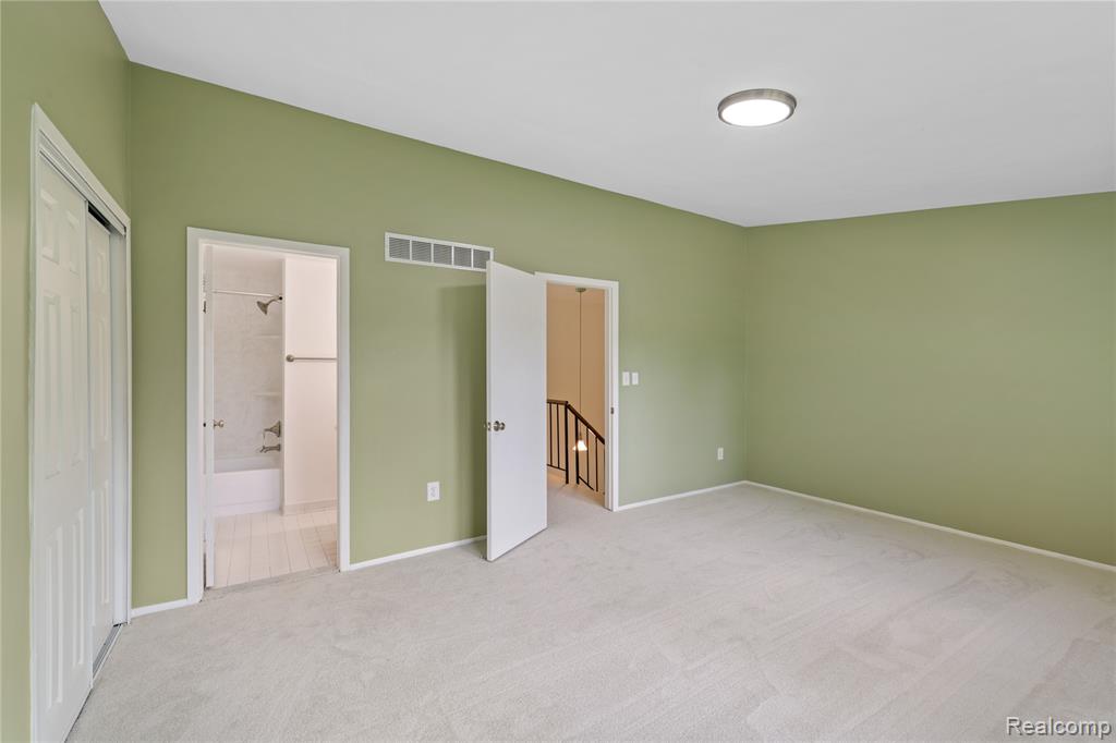 1747 Brentwood Drive, 305, Troy, MI 48098 — Photo 15