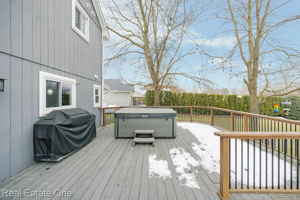 4083 W MAPLE Road, Wixom, MI 48393 — Photo 52