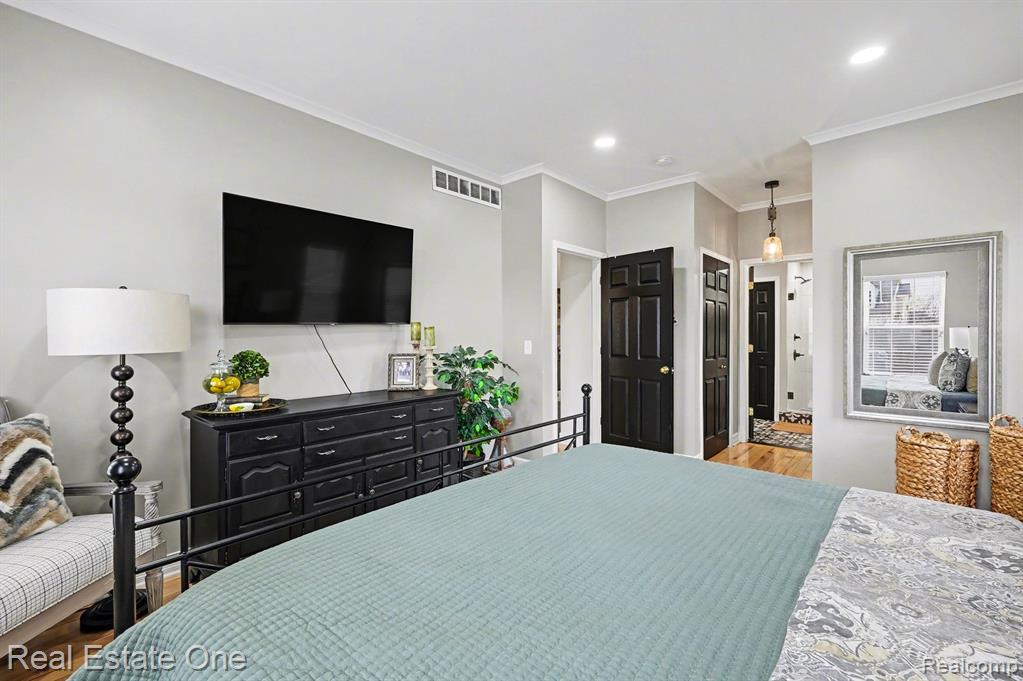 686 W Bluff Court, 23, Rochester Hills, MI 48307 — Photo 13