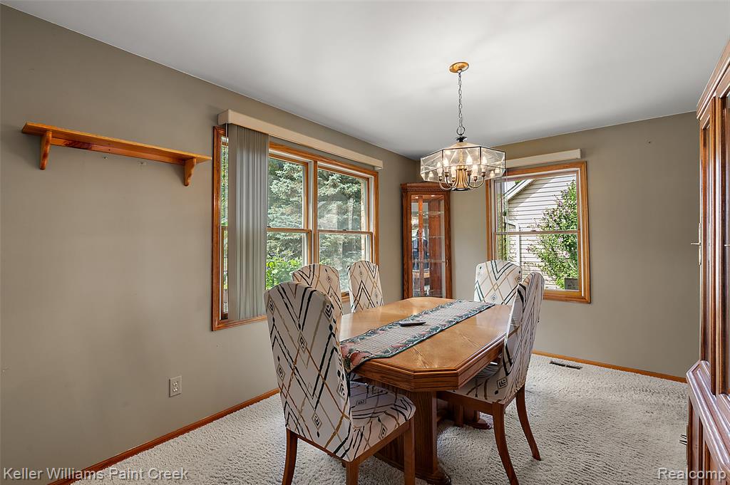 436 Orchard Street, Wyandotte, MI 48192 — Photo 10