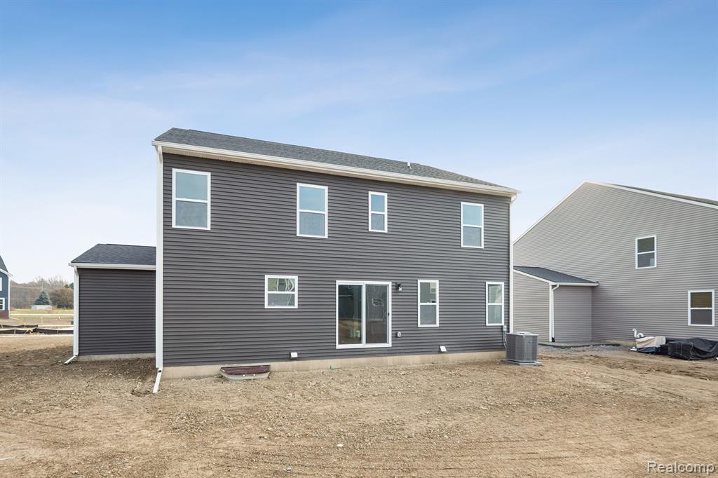 54823 Heron Circle, New Baltimore, MI 48047 — Photo 34